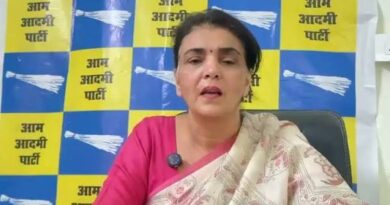 मंच शुद्धिकरण मामले में भाजपा-कांग्रेस पर बरसीं आप प्रदेश अध्यक्ष उमा गौड़ सिसोदिया
