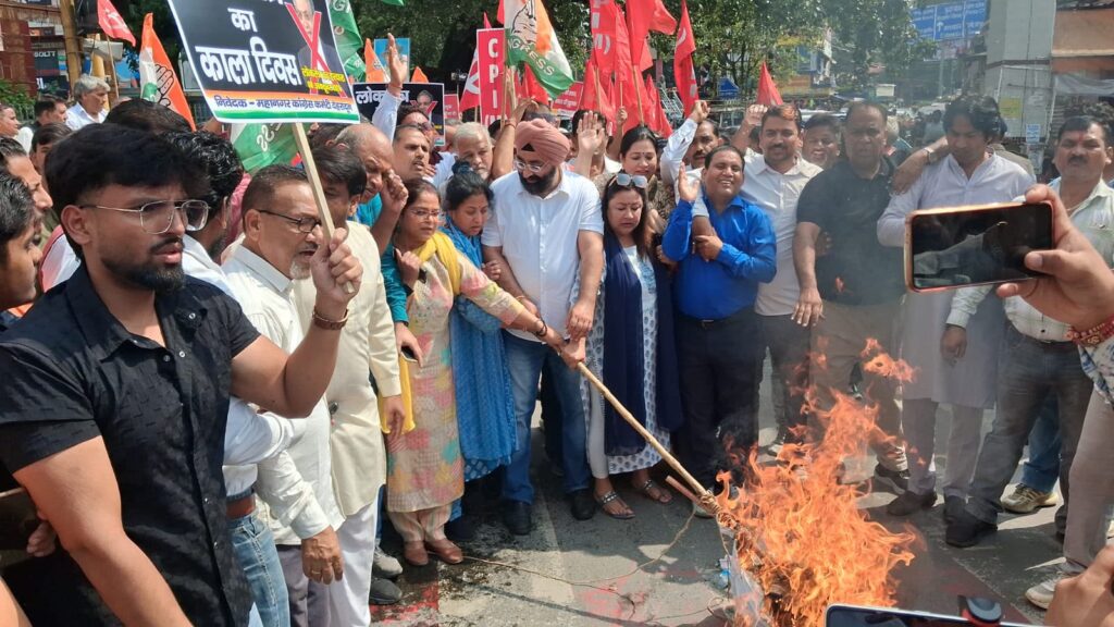 उत्तराखंड में चुनाव आयोग के खिलाफ INDIA गठबंधन का शक्ति प्रदर्शन, देहरादून से हल्द्वानी तक ‘वोट बचाओ’ मार्च