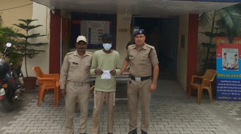देहरादून में नशा तस्करों पर पुलिस का शिकंजा, दो गिरफ्तार; 4 लाख की स्मैक बरामद